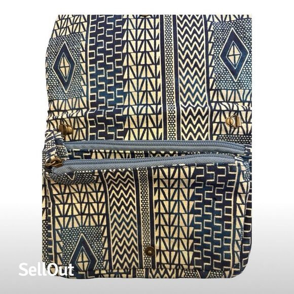 Women's Geometric Print clutch Bag Navy Cream - Picture 3 of 3